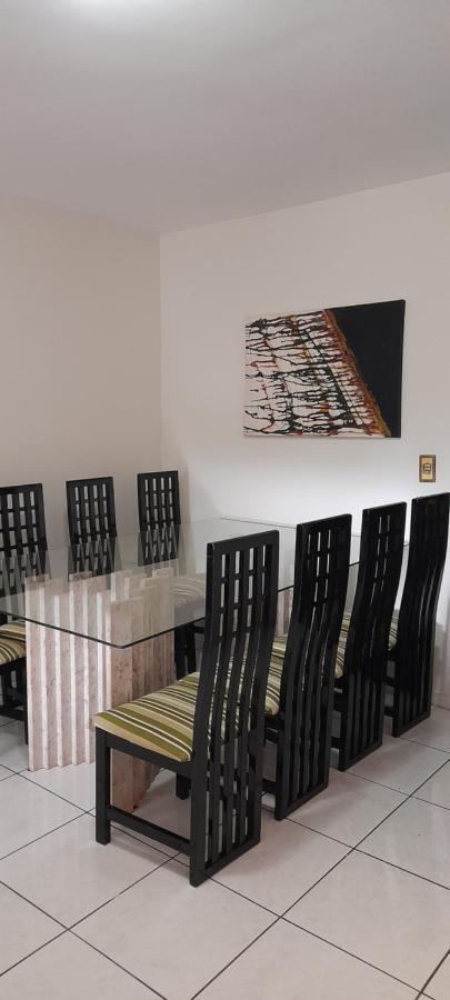 Apartamento Espacoso Com Estacionamento Incluido Φοζ ντο Ιγκουασού Εξωτερικό φωτογραφία