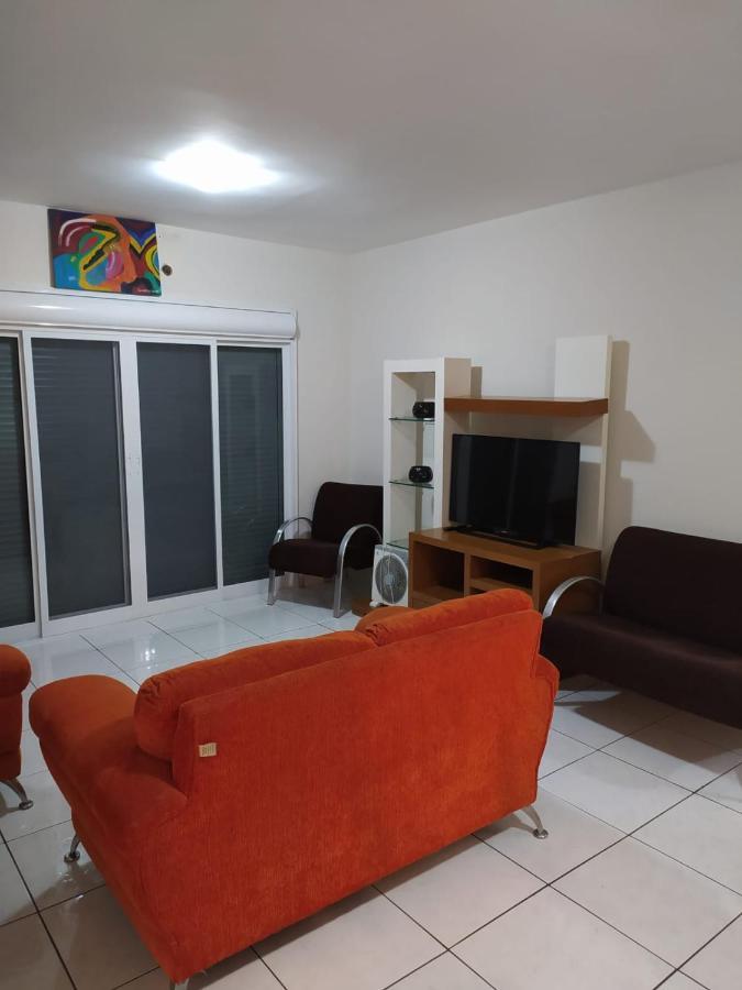 Apartamento Espacoso Com Estacionamento Incluido Φοζ ντο Ιγκουασού Εξωτερικό φωτογραφία
